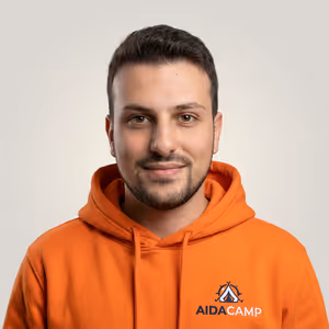 Омар Алхамви — преподаватель Python и AI в АйДаКемп